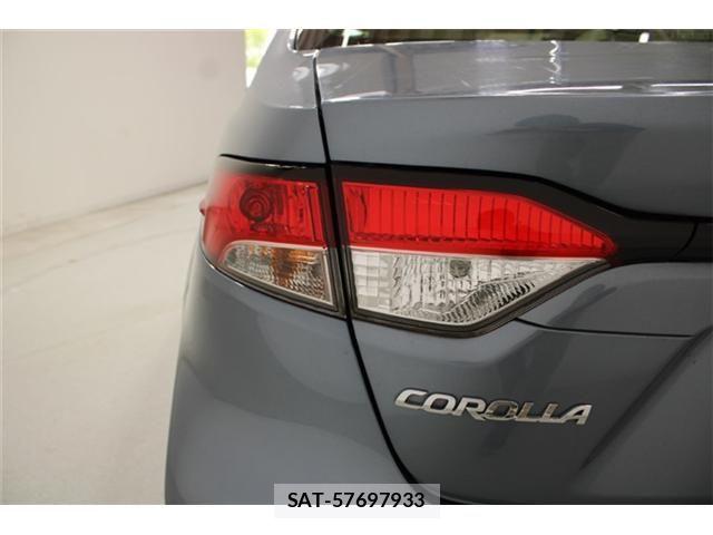 Toyota COROLLA SEDAN 2020-03 6903516-19