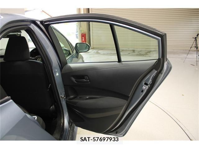 Toyota COROLLA SEDAN 2020-03 6903516-23