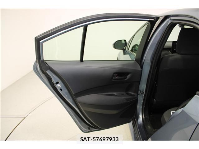 Toyota COROLLA SEDAN 2020-03 6903516-26