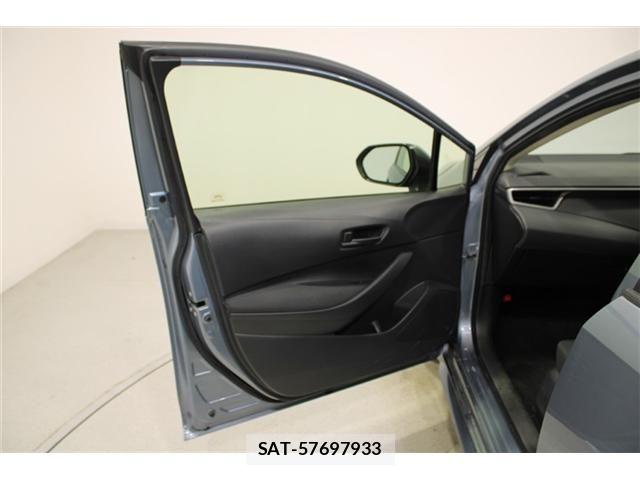Toyota COROLLA SEDAN 2020-03 6903516-27