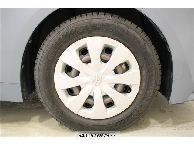 Toyota COROLLA SEDAN 2020-03 6903516-28
