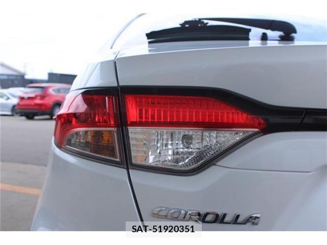 Toyota COROLLA SEDAN 2023-12 6903515-18