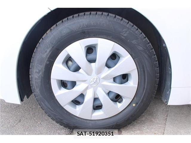 Toyota COROLLA SEDAN 2023-12 6903515-24