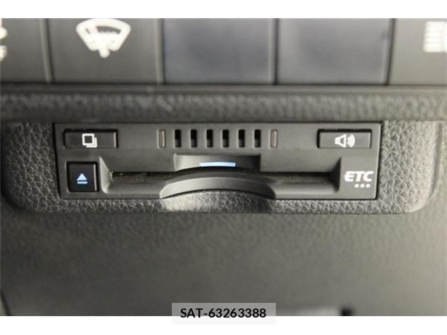 Toyota COROLLA SEDAN 2021-03 7326323-3