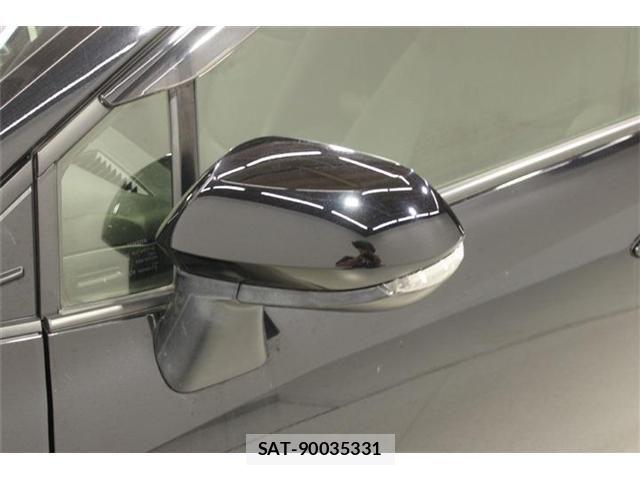 Toyota COROLLA SEDAN 2023-06 7722080-19