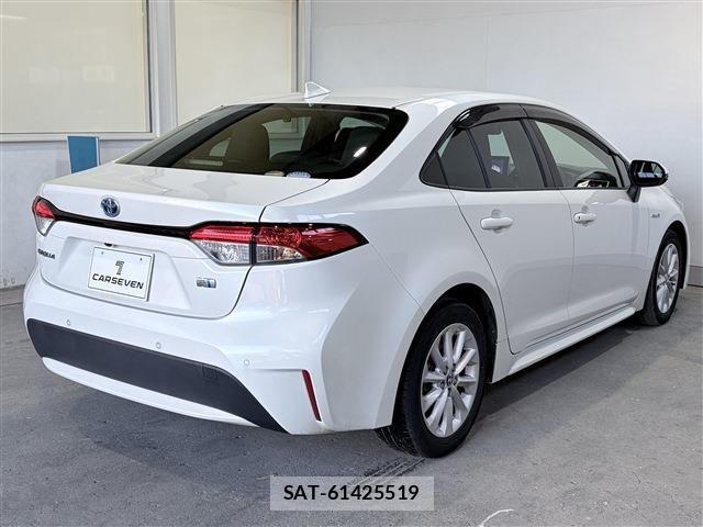 Toyota COROLLA SEDAN 2020-10 8411740-11