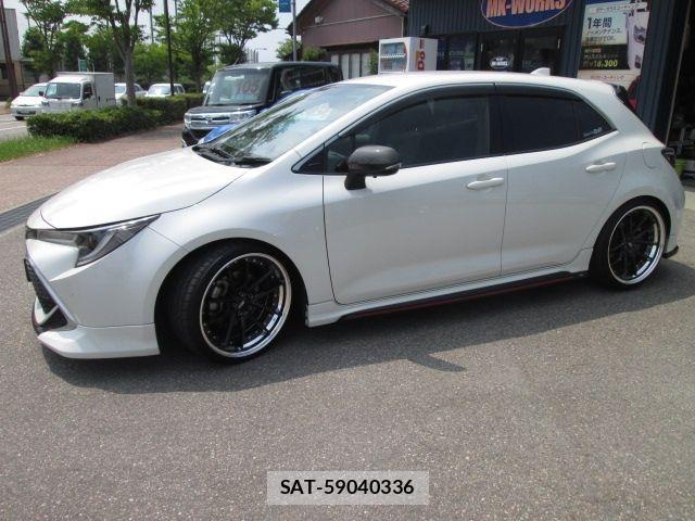 Toyota COROLLA SPORT 2019-01 1205843-10