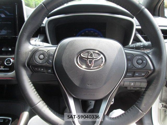 Toyota COROLLA SPORT 2019-01 1205843-18