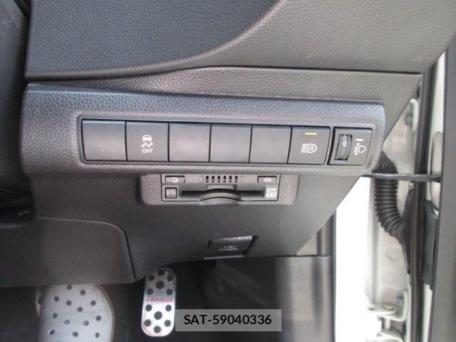 Toyota COROLLA SPORT 2019-01 1205843-19