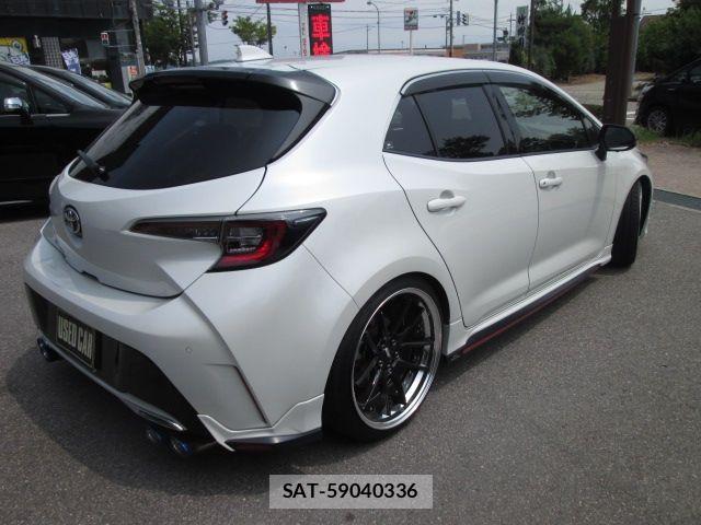 Toyota COROLLA SPORT 2019-01 1205843-6