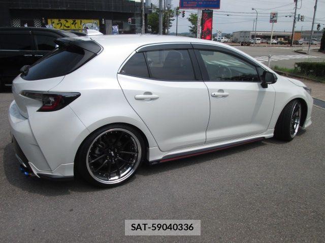 Toyota COROLLA SPORT 2019-01 1205843-7
