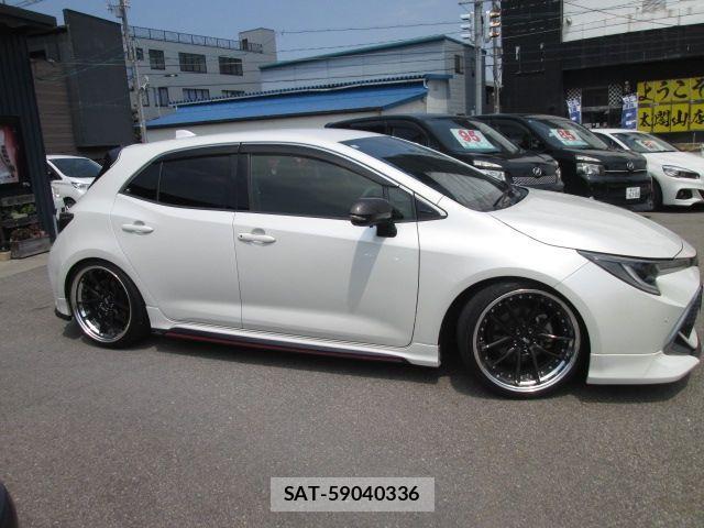 Toyota COROLLA SPORT 2019-01 1205843-8