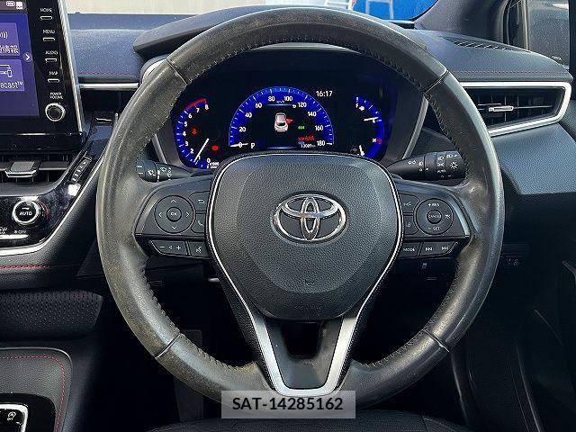 Toyota COROLLA SPORT 2020-03 1823353-14