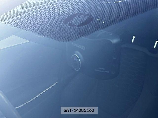 Toyota COROLLA SPORT 2020-03 1823353-23
