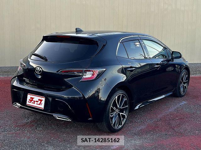 Toyota COROLLA SPORT 2020-03 1823353-2