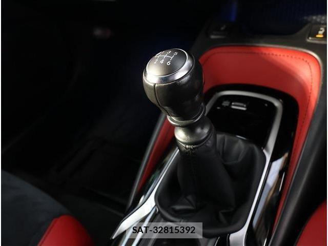 Toyota COROLLA SPORT 2018-09 2445795-9