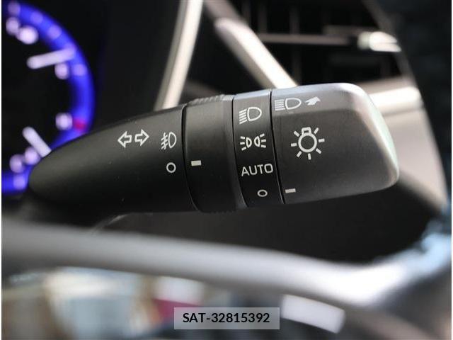 Toyota COROLLA SPORT 2018-09 2445795-15