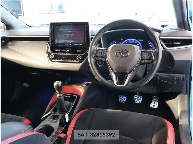 Toyota COROLLA SPORT 2018-09 2445795-1