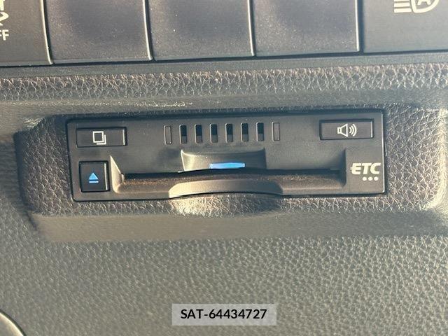 Toyota COROLLA SPORT 2019-09 4321889-20
