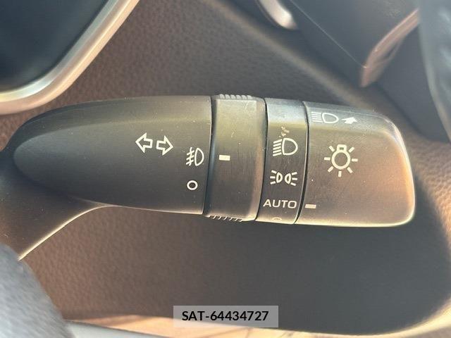 Toyota COROLLA SPORT 2019-09 4321889-28
