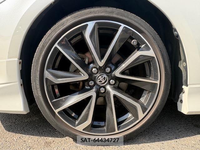 Toyota COROLLA SPORT 2019-09 4321889-8
