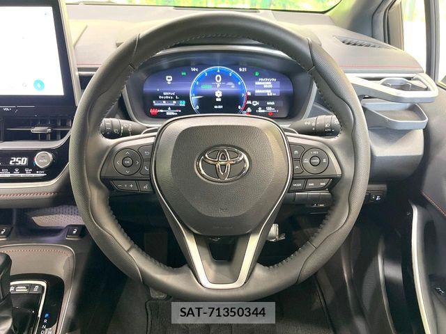 Toyota COROLLA SPORT 2023-06 5863125-12
