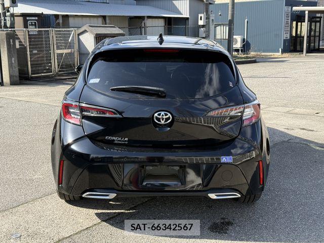 Toyota COROLLA SPORT 2021-09 6010386-3