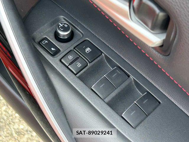 Toyota COROLLA SPORT 2018-08 6271325-15