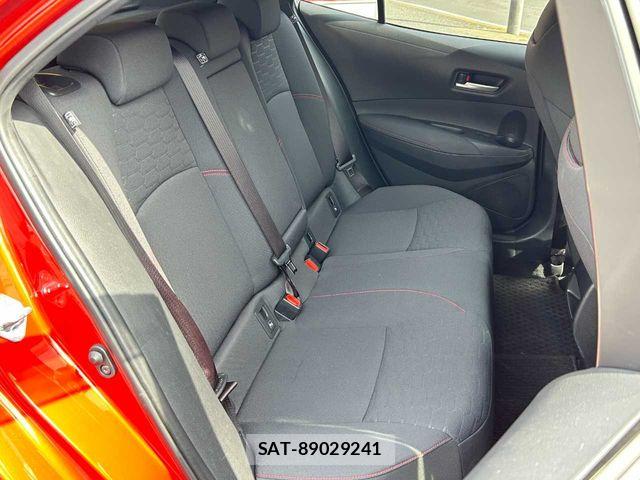 Toyota COROLLA SPORT 2018-08 6271325-17