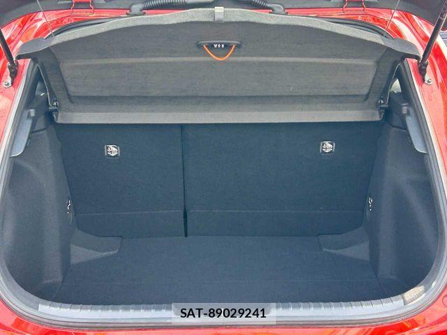Toyota COROLLA SPORT 2018-08 6271325-18