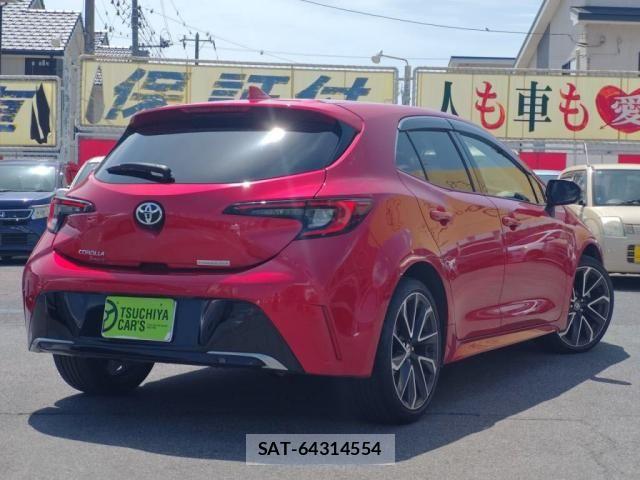 Toyota COROLLA SPORT 2023-09 6496159-1