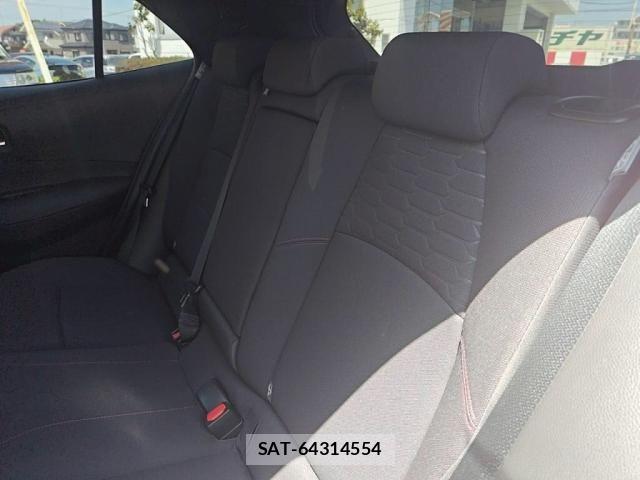 Toyota COROLLA SPORT 2023-09 6496159-22