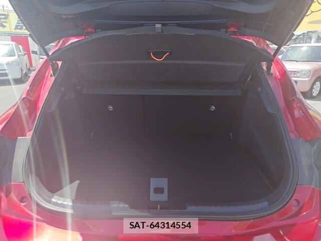 Toyota COROLLA SPORT 2023-09 6496159-25