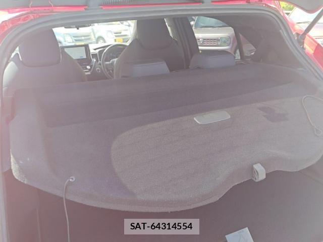 Toyota COROLLA SPORT 2023-09 6496159-26