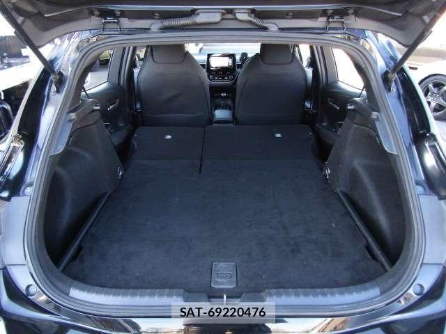 Toyota COROLLA SPORT 2019-04 6611148-13