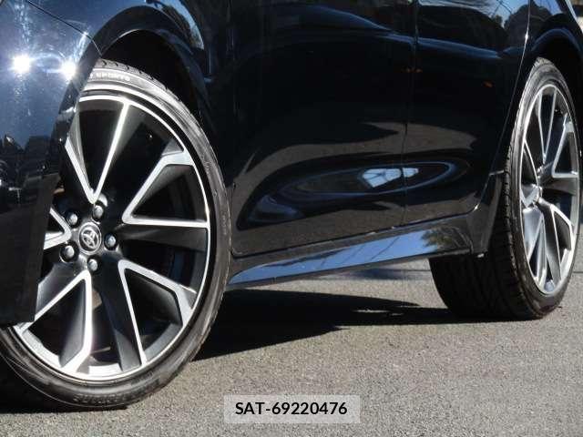 Toyota COROLLA SPORT 2019-04 6611148-25