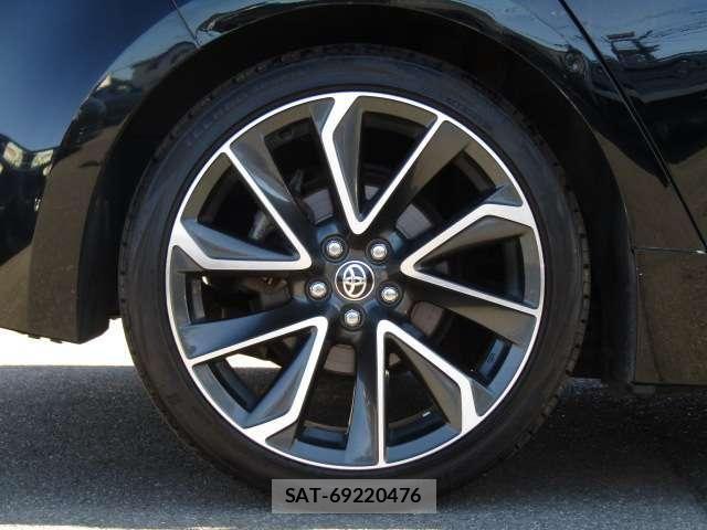 Toyota COROLLA SPORT 2019-04 6611148-4