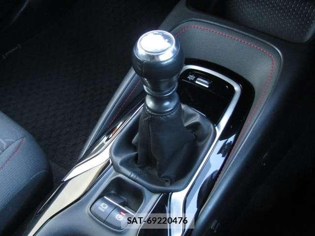 Toyota COROLLA SPORT 2019-04 6611148-6