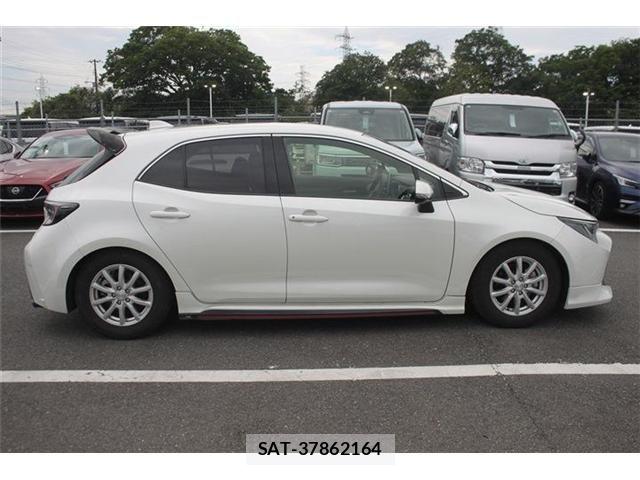 Toyota COROLLA SPORT 2019-01 6751093-19