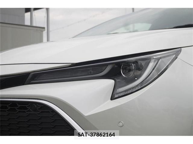 Toyota COROLLA SPORT 2019-01 6751093-23