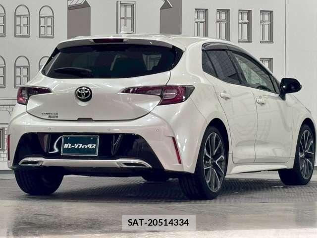 Toyota COROLLA SPORT 2020-03 6903517-12