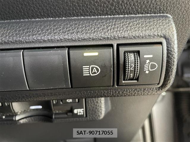 Toyota COROLLA SPORT 2023-02 7020227-17