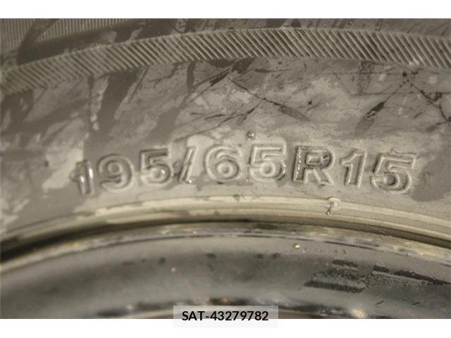 Toyota COROLLA SPORT 2021-01 7020229-26
