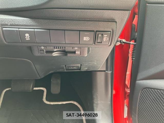 Toyota COROLLA SPORT 2020-03 7058001-10