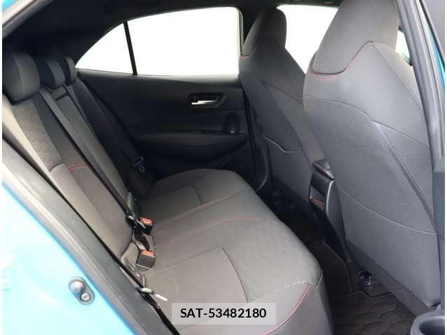 Toyota COROLLA SPORT 2019-07 7216416-8