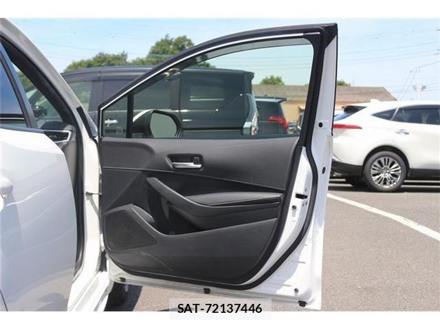 Toyota COROLLA SPORT 2018-11 7615686-29