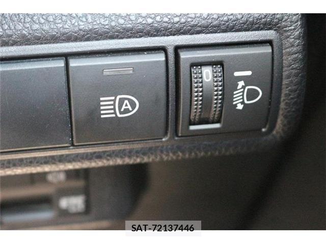 Toyota COROLLA SPORT 2018-11 7615686-6