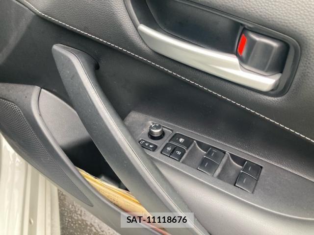 Toyota COROLLA SPORT 2018-10 7722084-10
