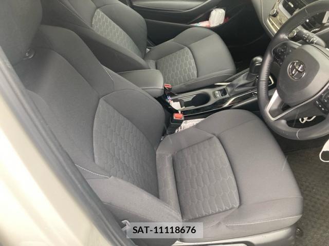 Toyota COROLLA SPORT 2018-10 7722084-14