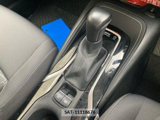 Toyota COROLLA SPORT 2018-10 7722084-18